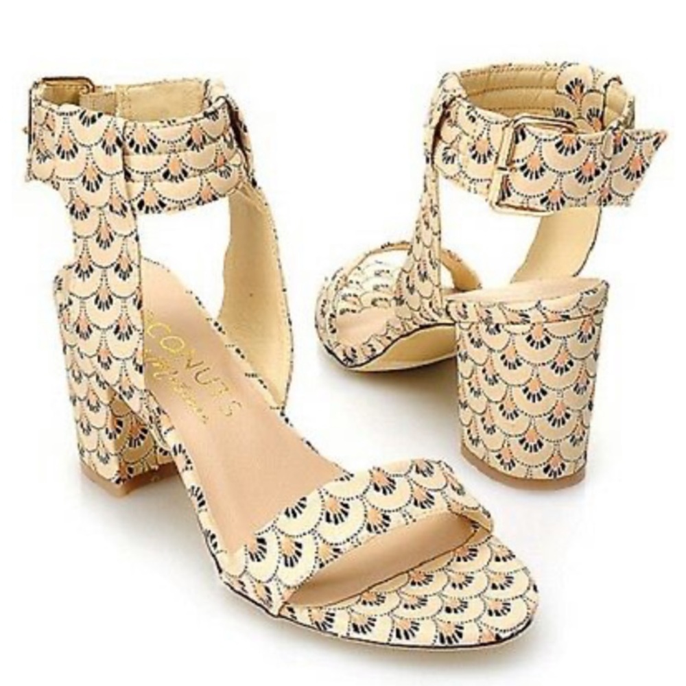 Coconuts by Matisse LUPE SANDAL